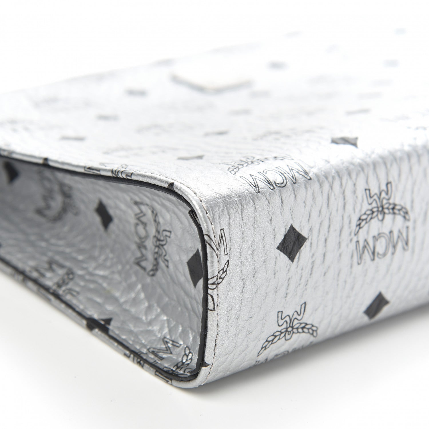 MCM Metallic Visetos Medium Zip Pouch Silver 7 of 8