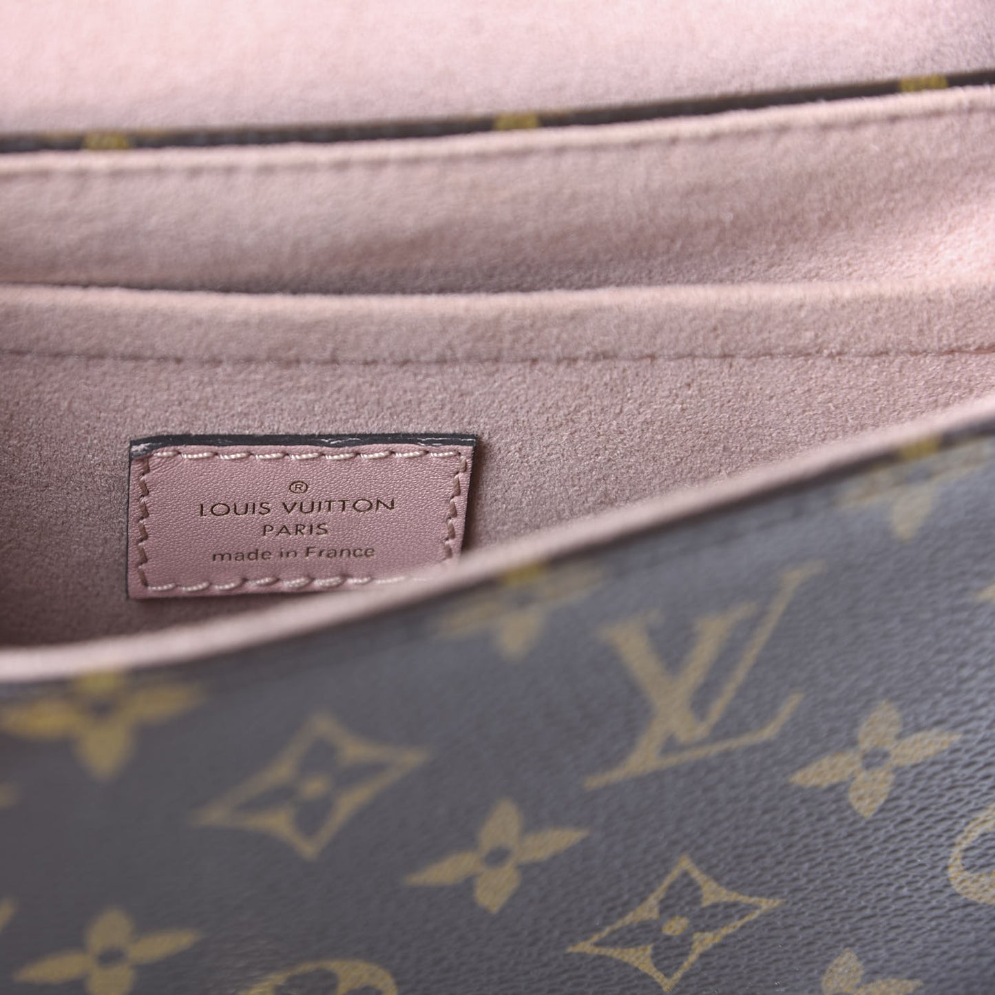 Monogram Locky BB Rose Poudre