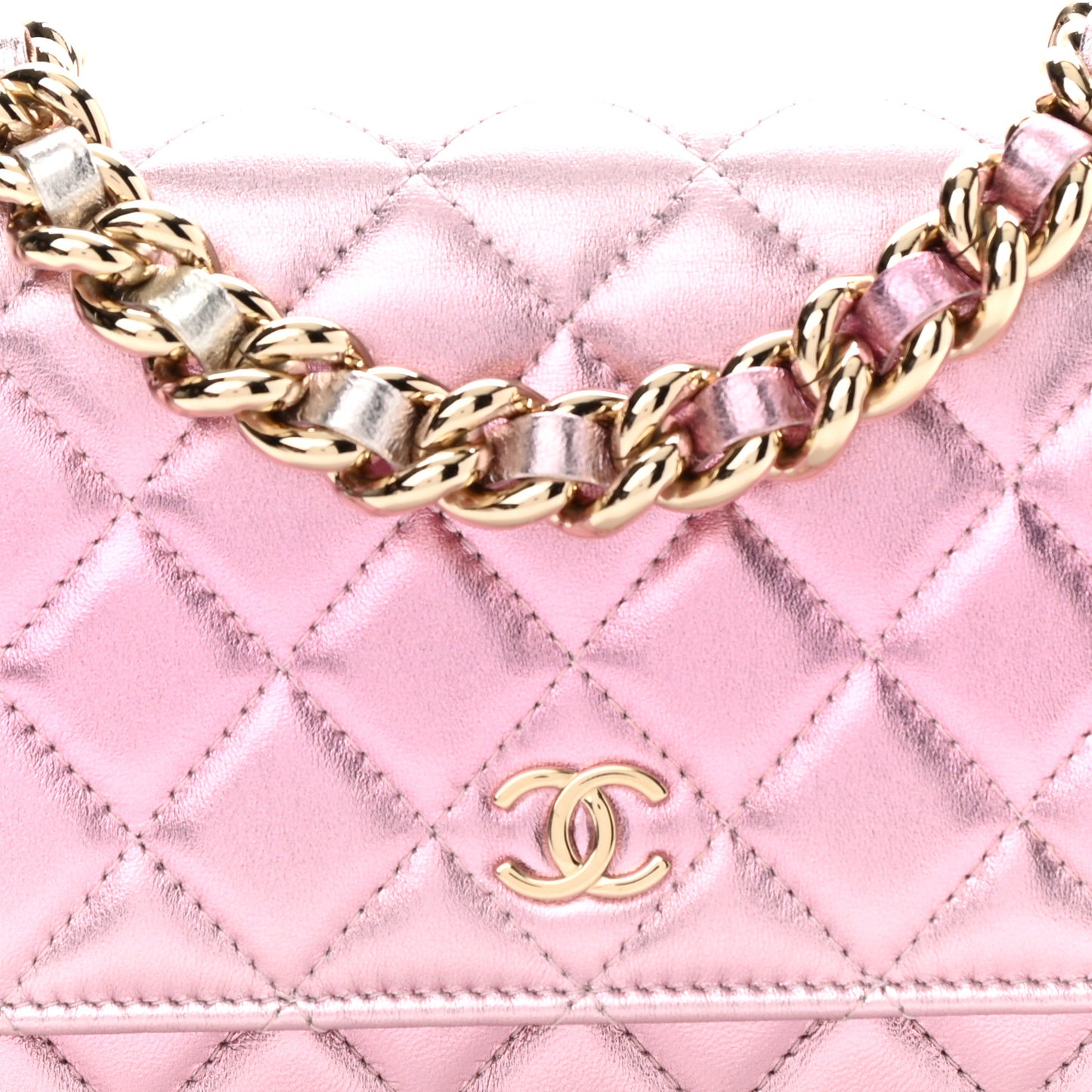 Gradient Metallic Lambskin Quilted Like A Wallet Wallet On Chain WOC Gold Pink