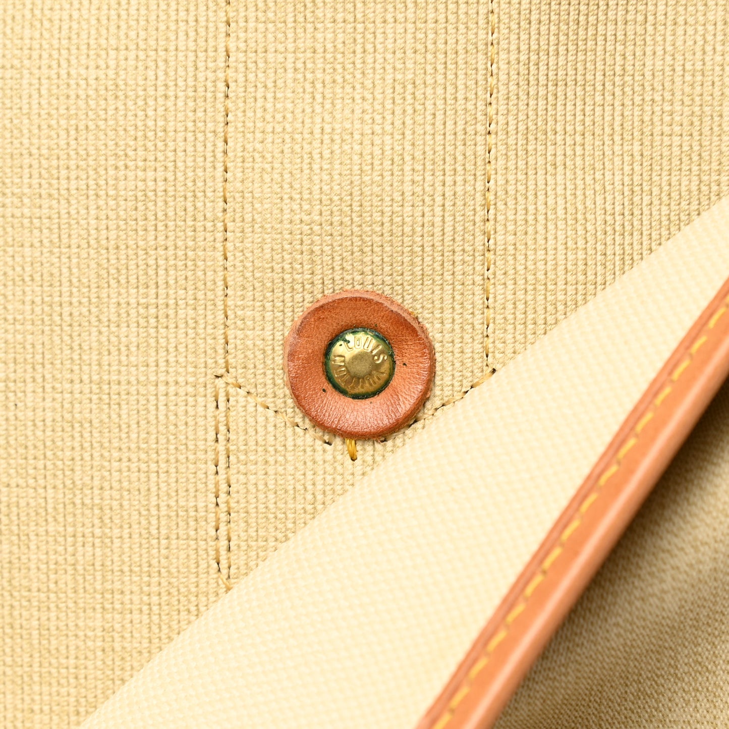 Monogram Satellite 53