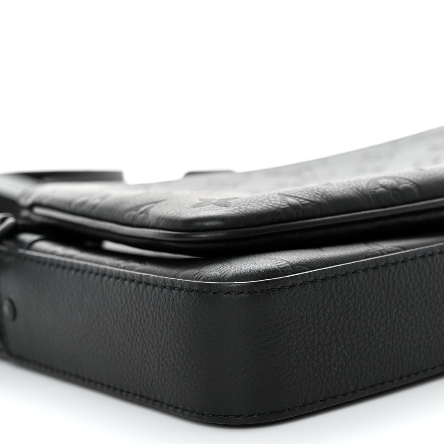Calfskin Monogram Embossed Trio Messenger Black