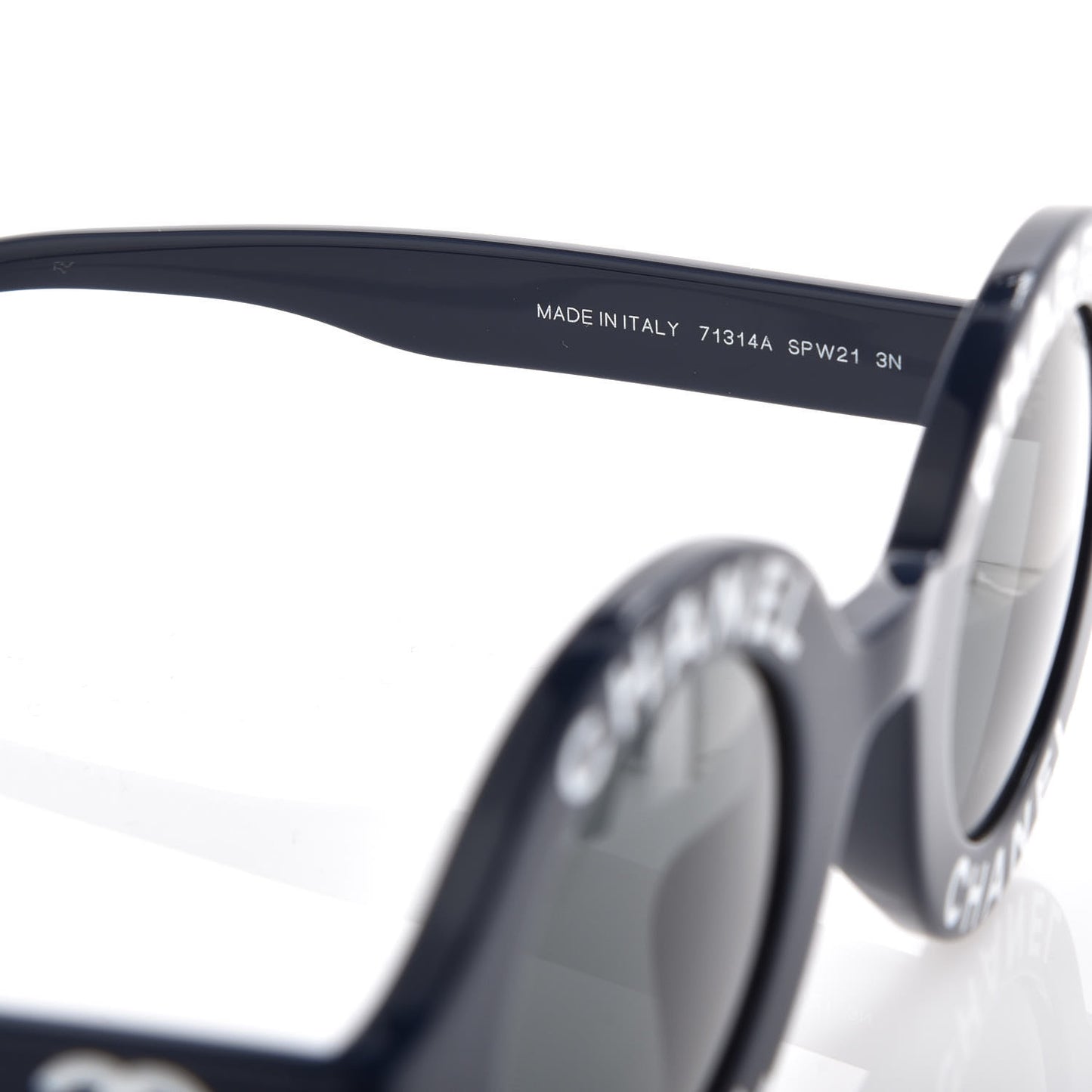 x Pharrell Williams Round 19mm Sunglasses Indigo Gris