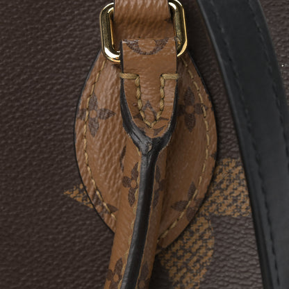 Louis Vuitton Reverse Monogram Giant Onthego MM 11 of 15