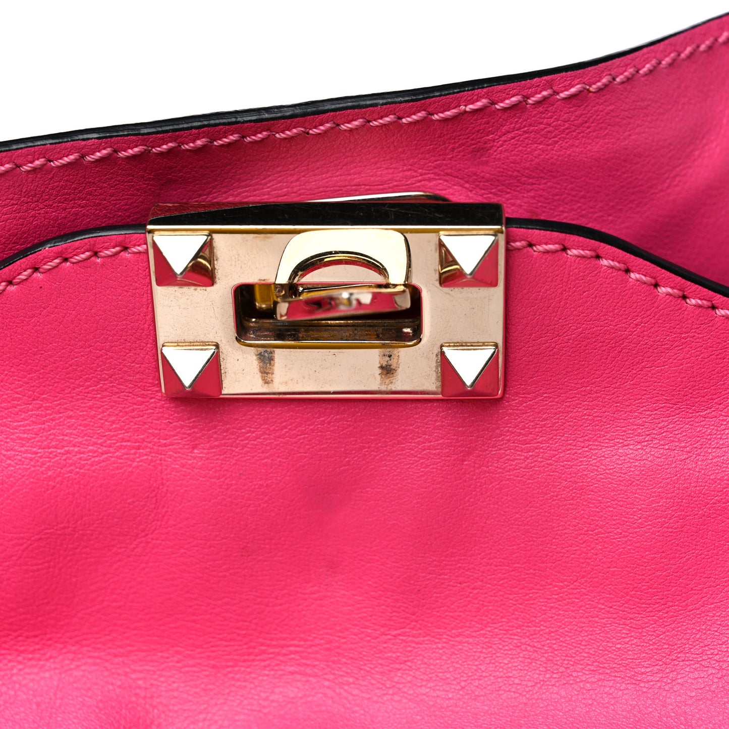 Vitello Medium Rockstud Tote Fuxia