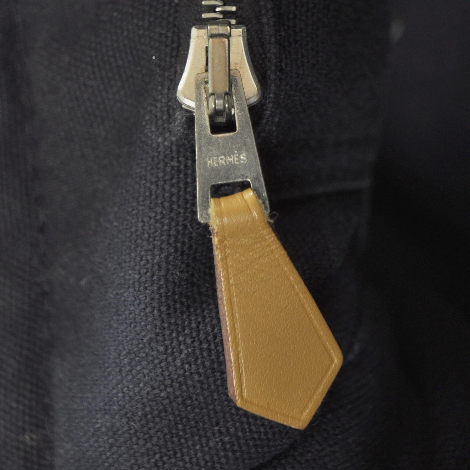 Hermes Toile Fourre Tout MM Navy 7 of 9