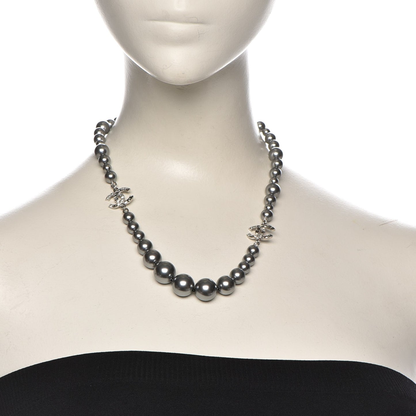 Crystal Baguette Graduated Pearl CC Short Necklace Silver Grey