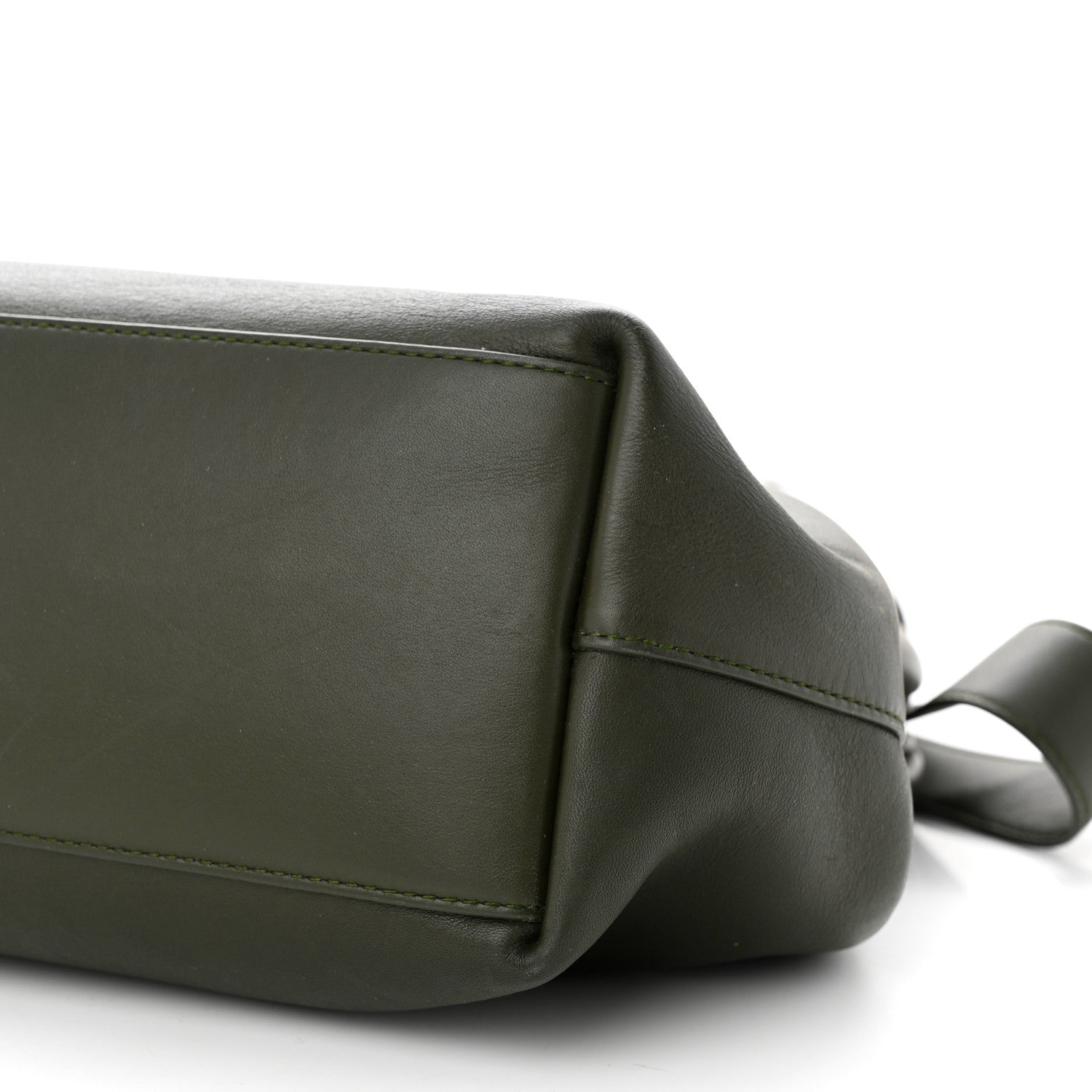 Bottega Veneta Calfskin Large The Point Triangle Bag Camping 9 of 11