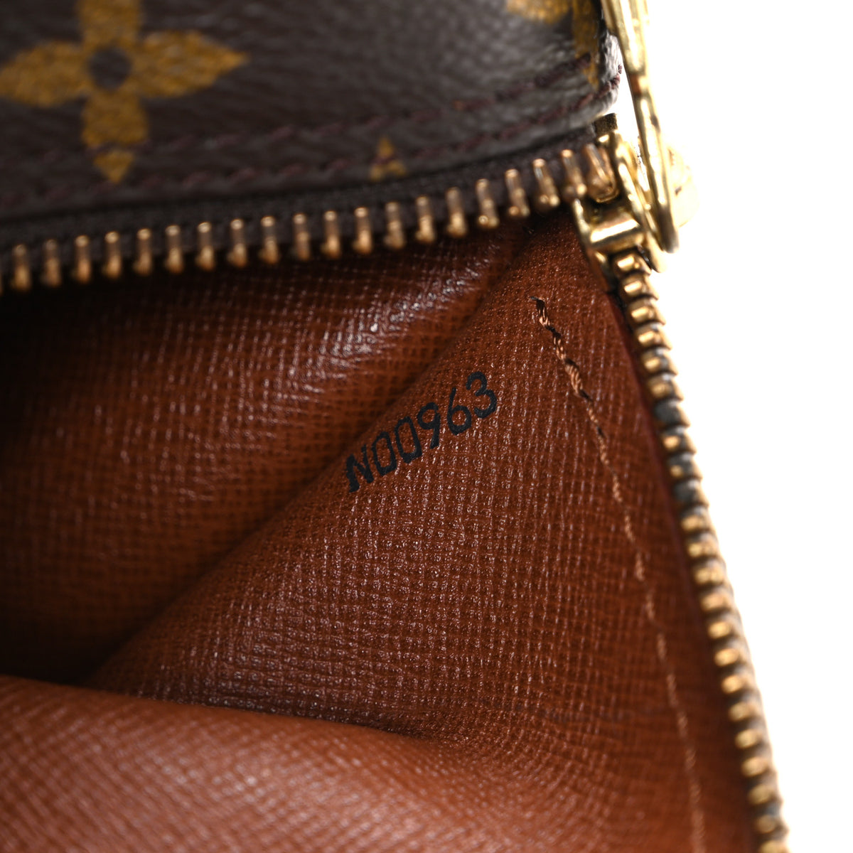 Monogram Papillon 30