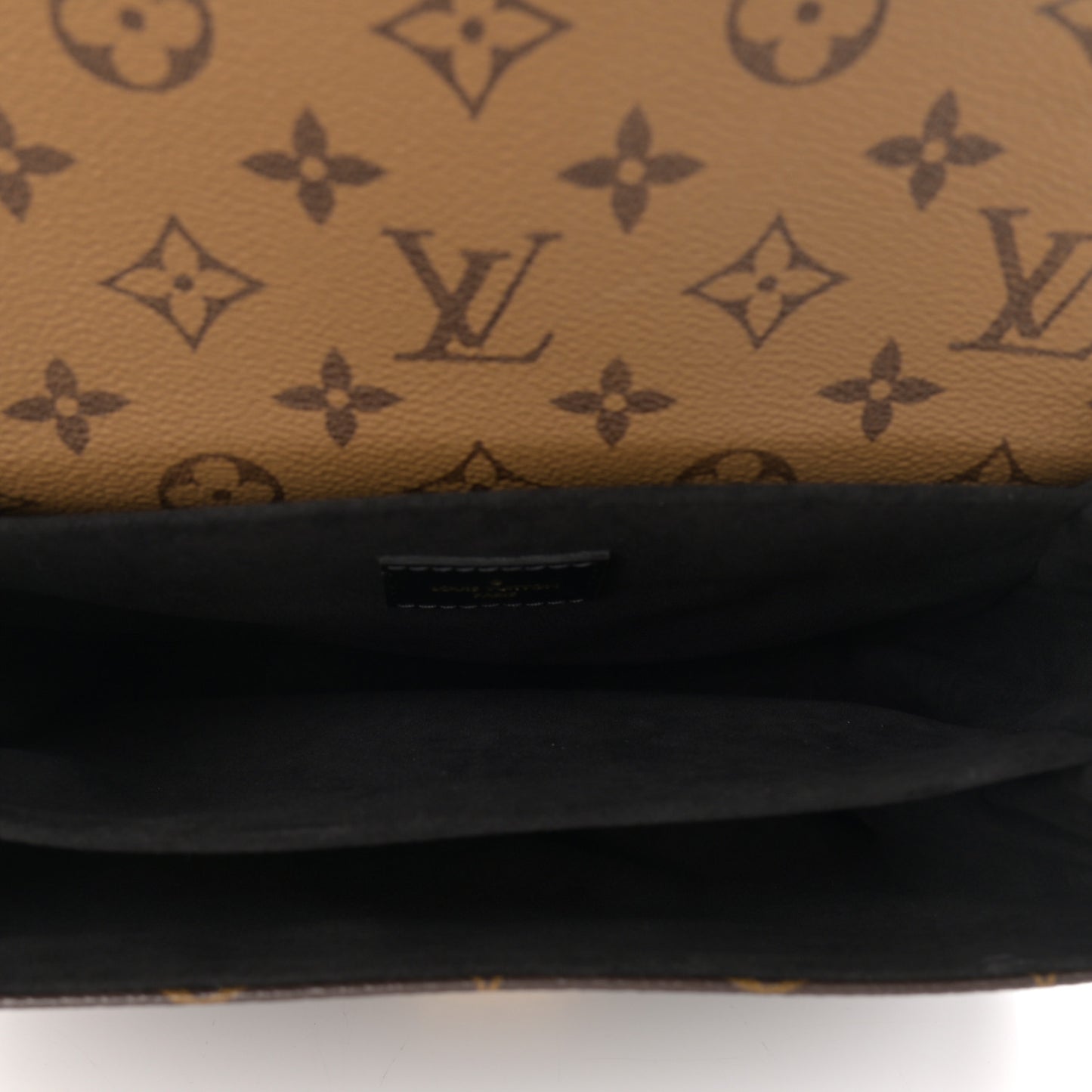 Reverse Monogram Pochette Metis