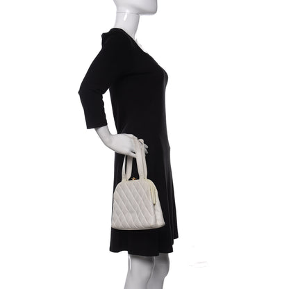 Chanel Caviar Quilted Kisslock Frame Bag White 2 of 18