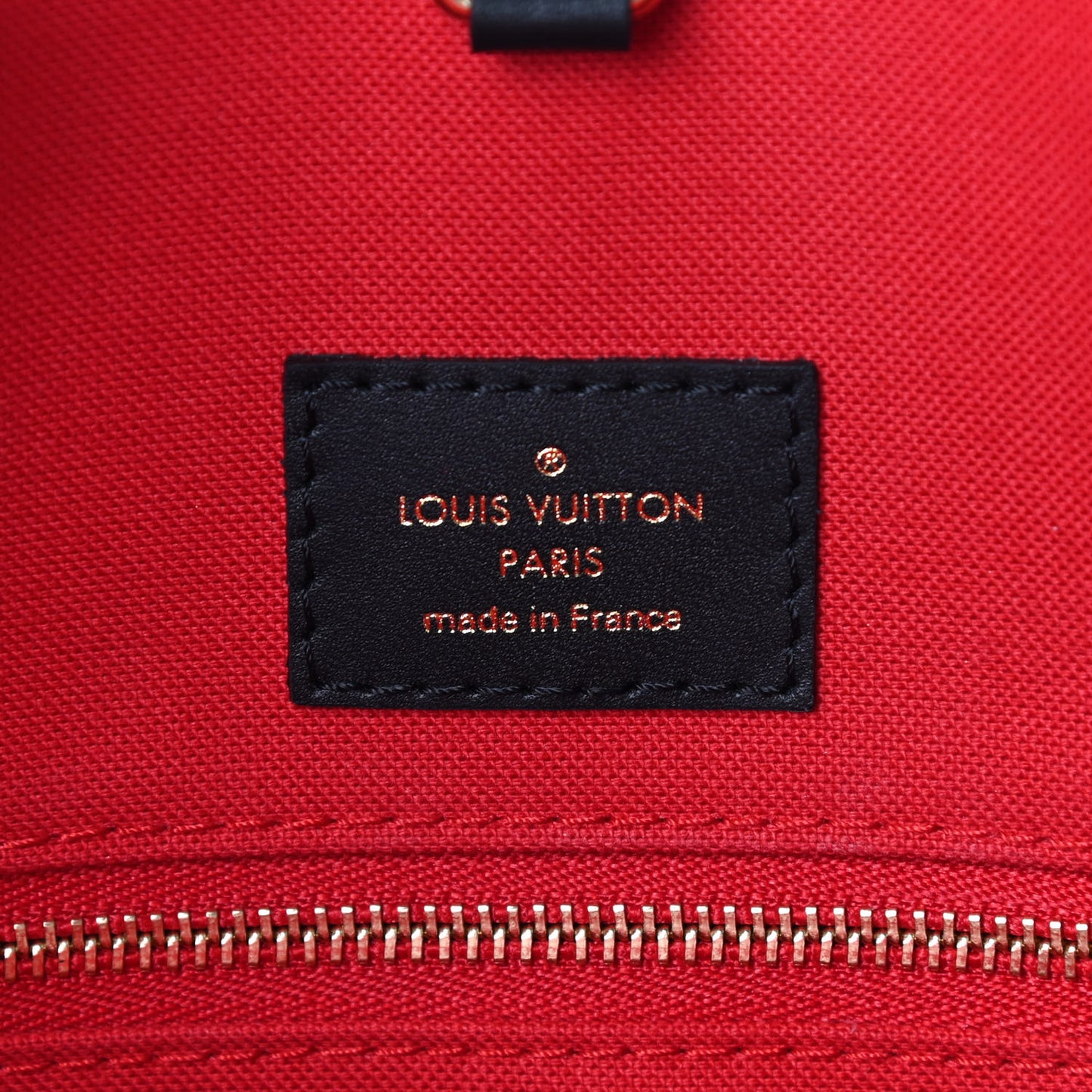 Reverse Monogram Giant Onthego MM