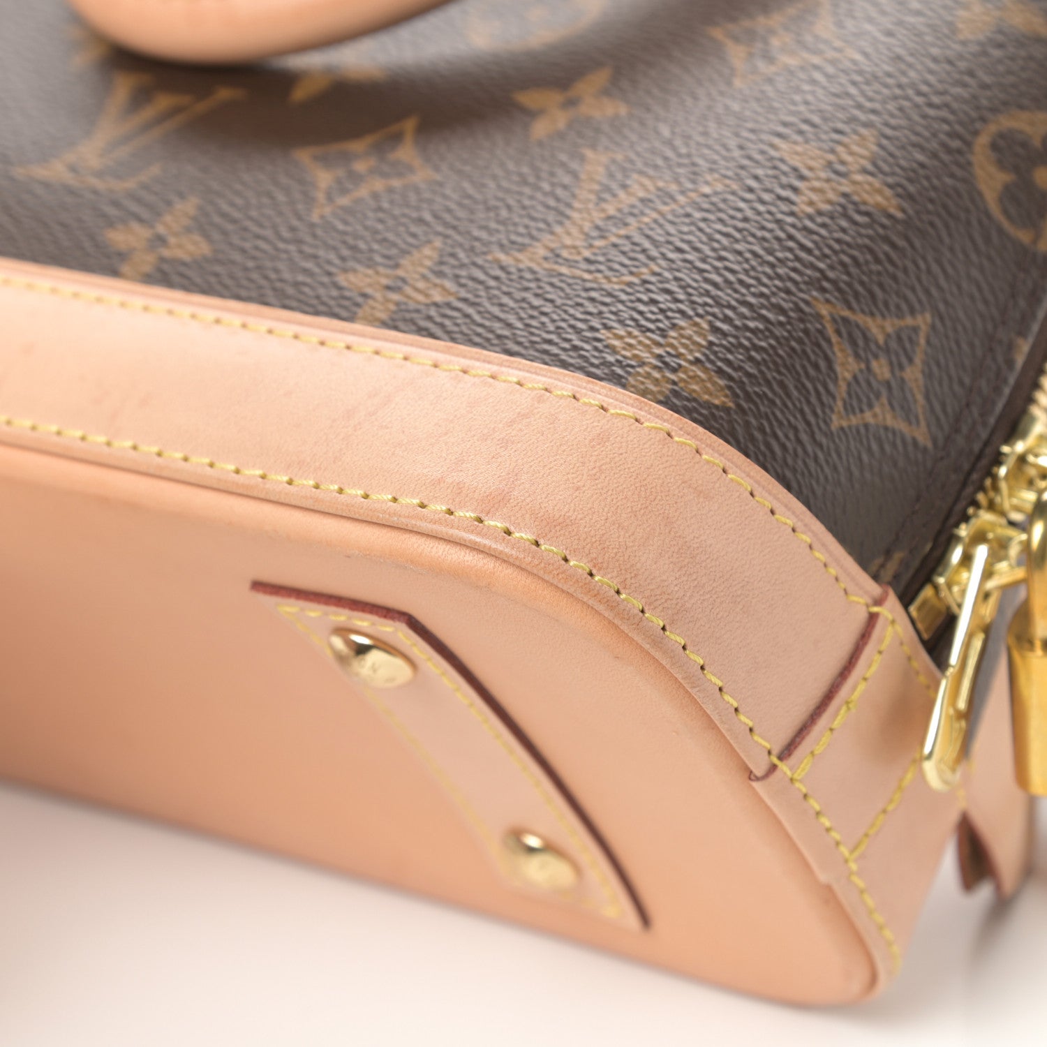 Louis Vuitton Monogram Alma BB 11 of 14