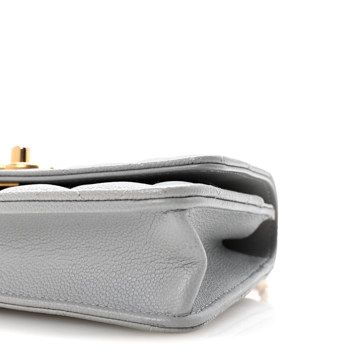 Caviar Quilted Sweetheart Wallet On Chain WOC Grey