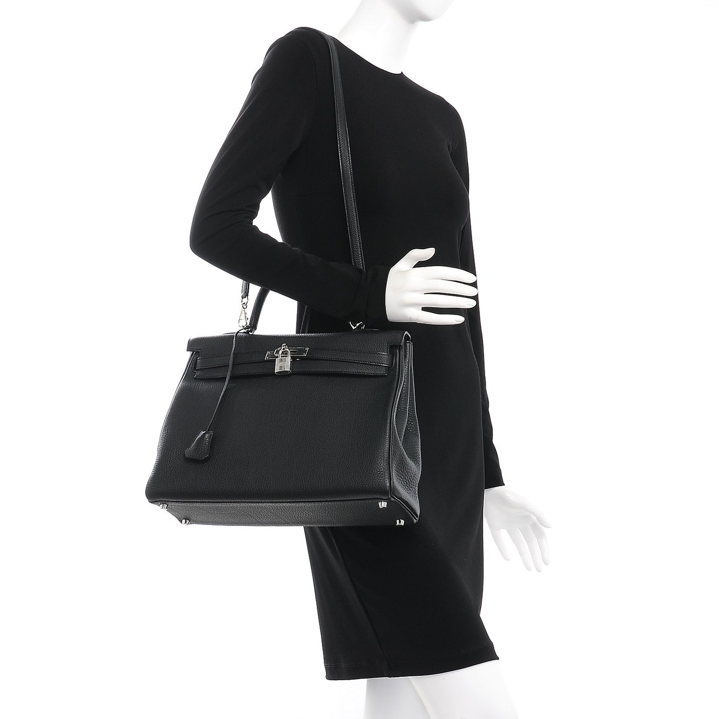 Togo Kelly Retourne 35 Black
