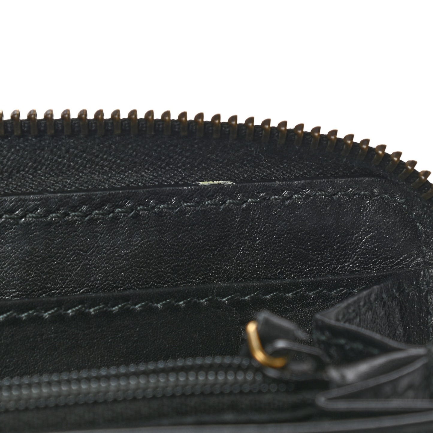 Calfskin Matelasse GG Marmont Zip Around Organizer Wallet Black