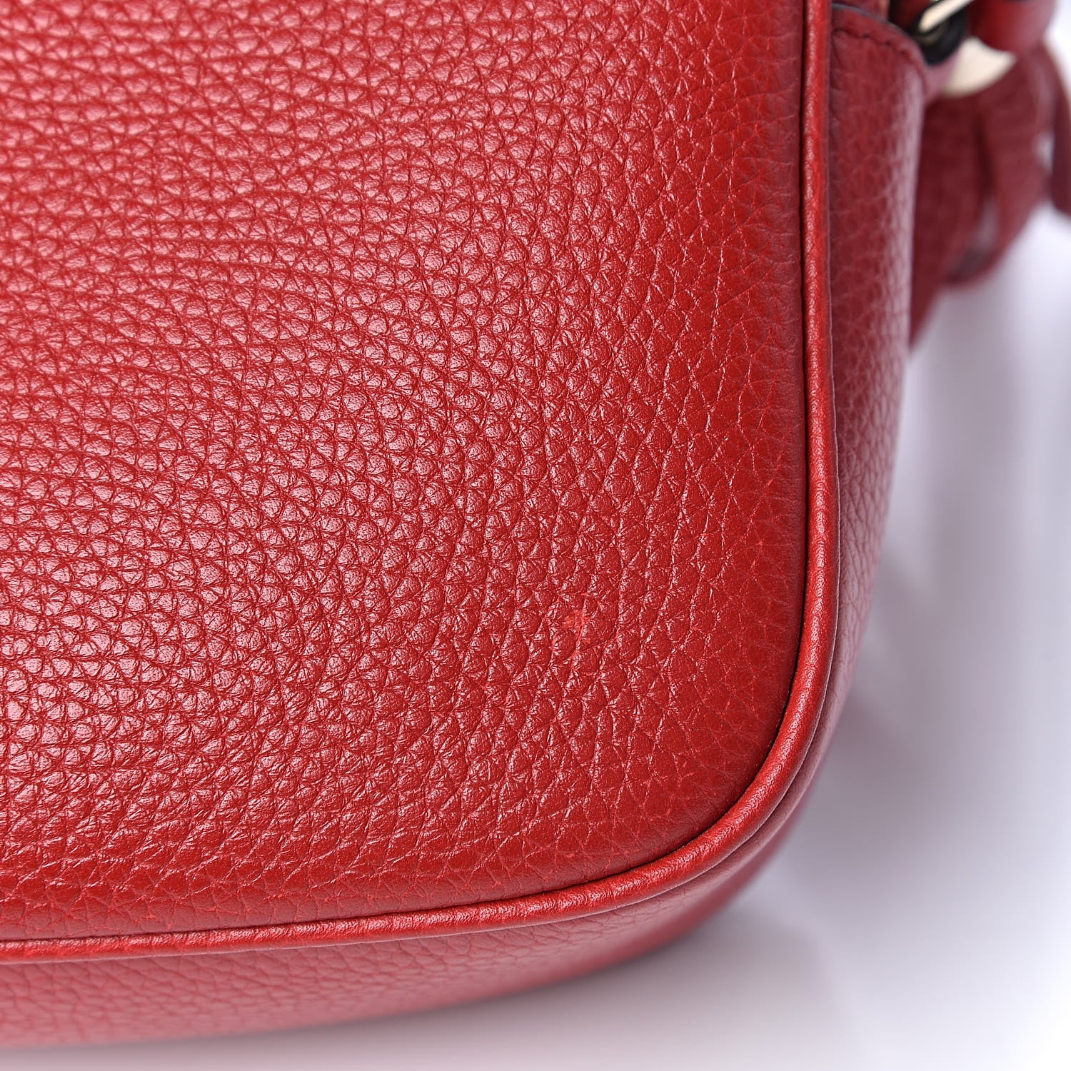 Gucci Pebbled Calfskin Small Soho Disco Bag Vibrant Red 8 of 10