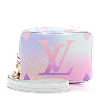 Louis Vuitton Monogram Giant Spring In The City Wapity Case Sunrise Pastel 1 of 7