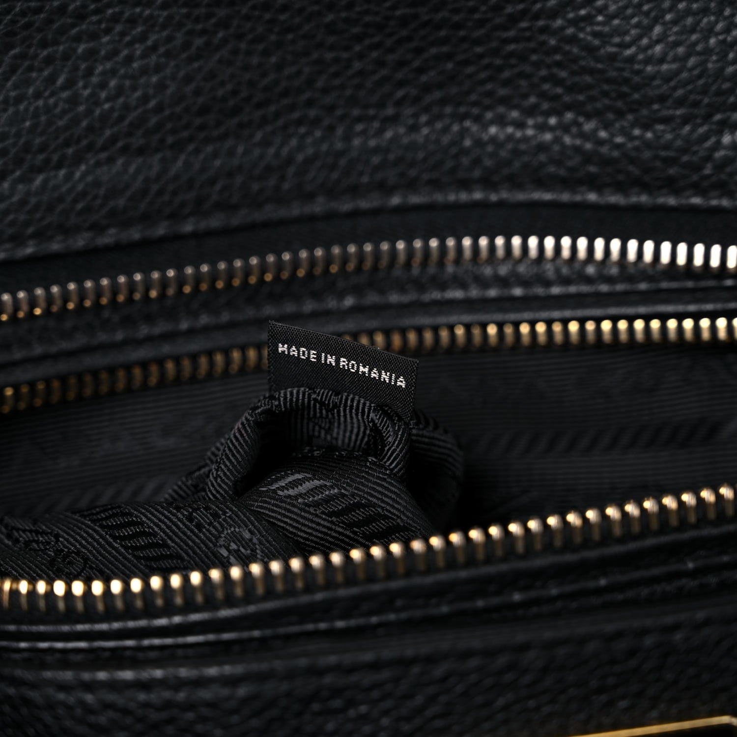 Prada Vitello Grain Tote Black 6 of 15