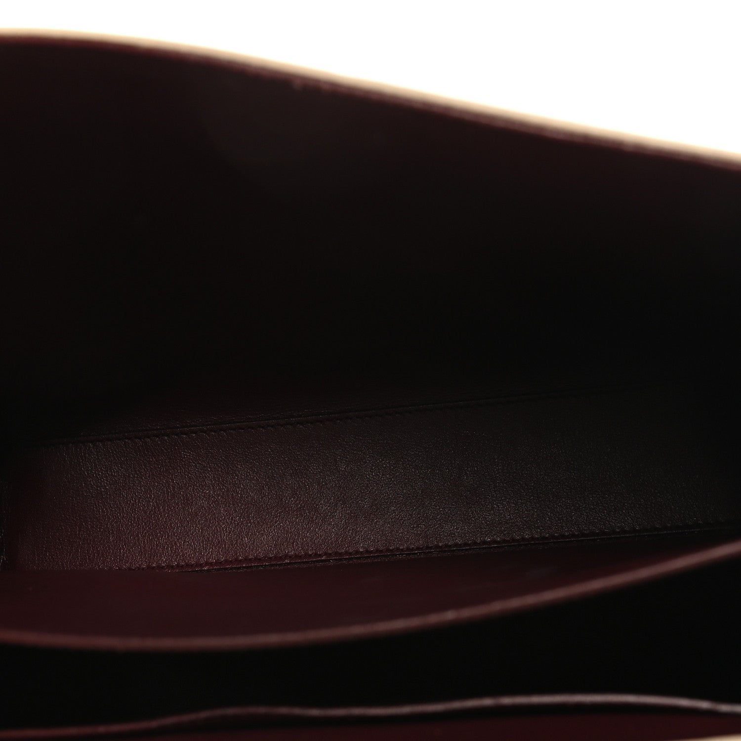 Saint Laurent Smooth Calfskin Medium Classic Monogram Cassandra Top Handle Crema Soft Rouge Legion 5 of 10