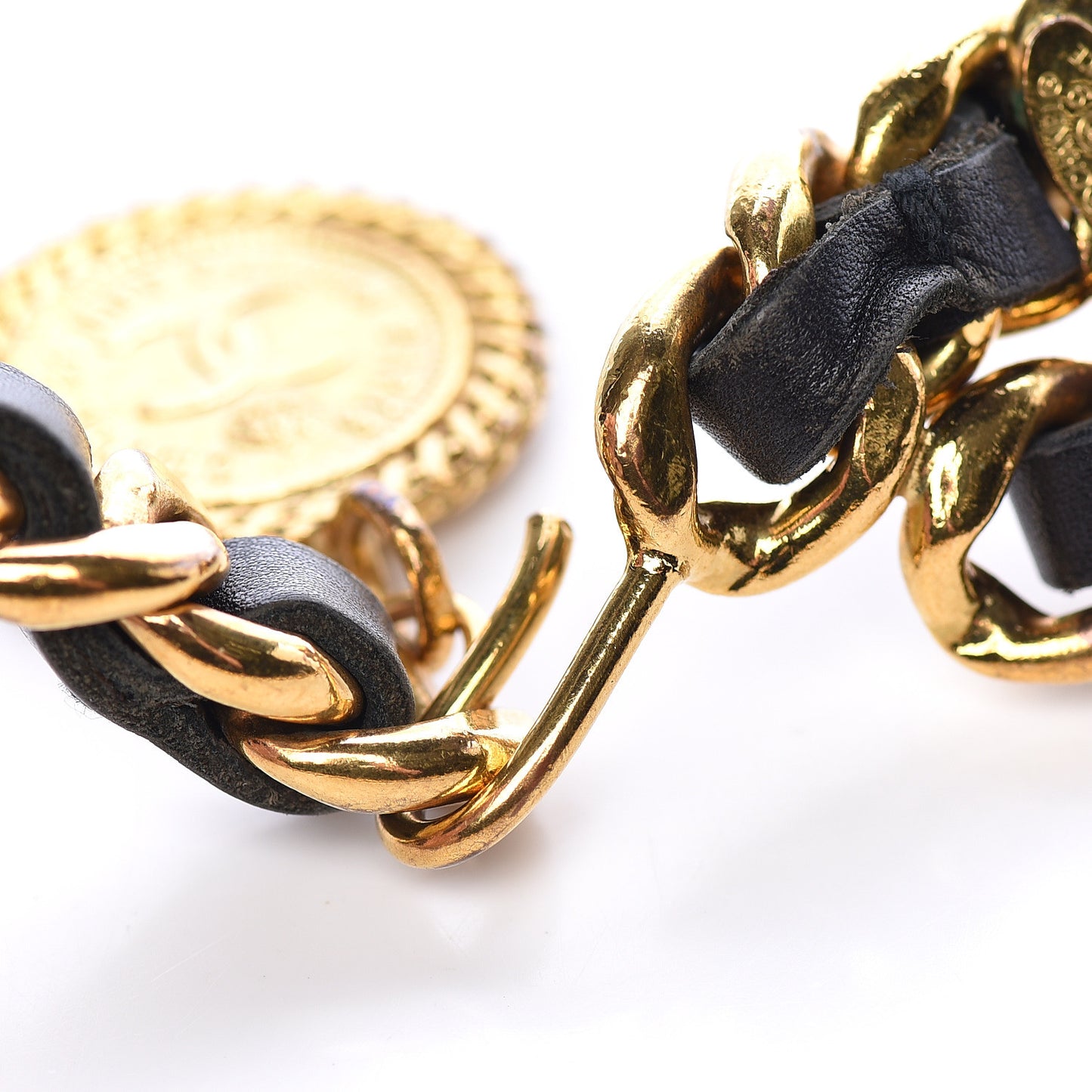 Lambskin Chain CC Medallion Belt Black Gold