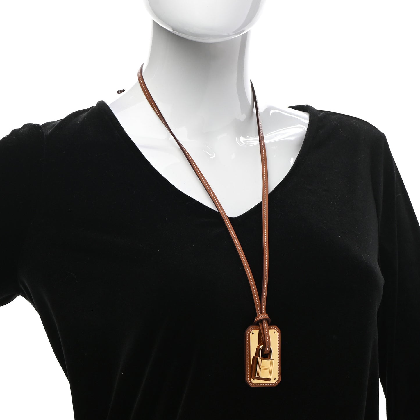 Swift Large O'Kelly Pendant Necklace Gold