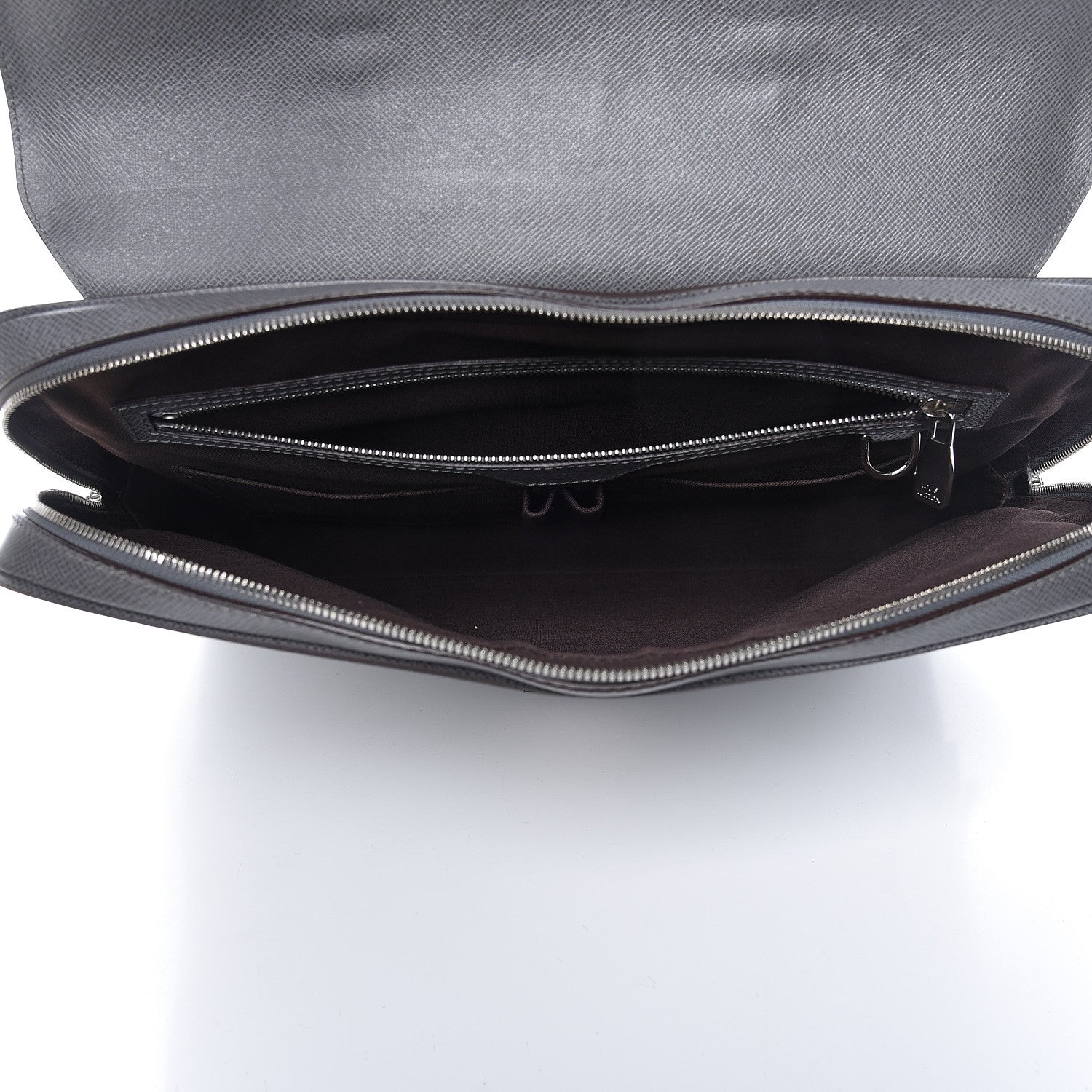 Louis Vuitton Taiga Vassili Briefcase PM Glacier 5 of 16