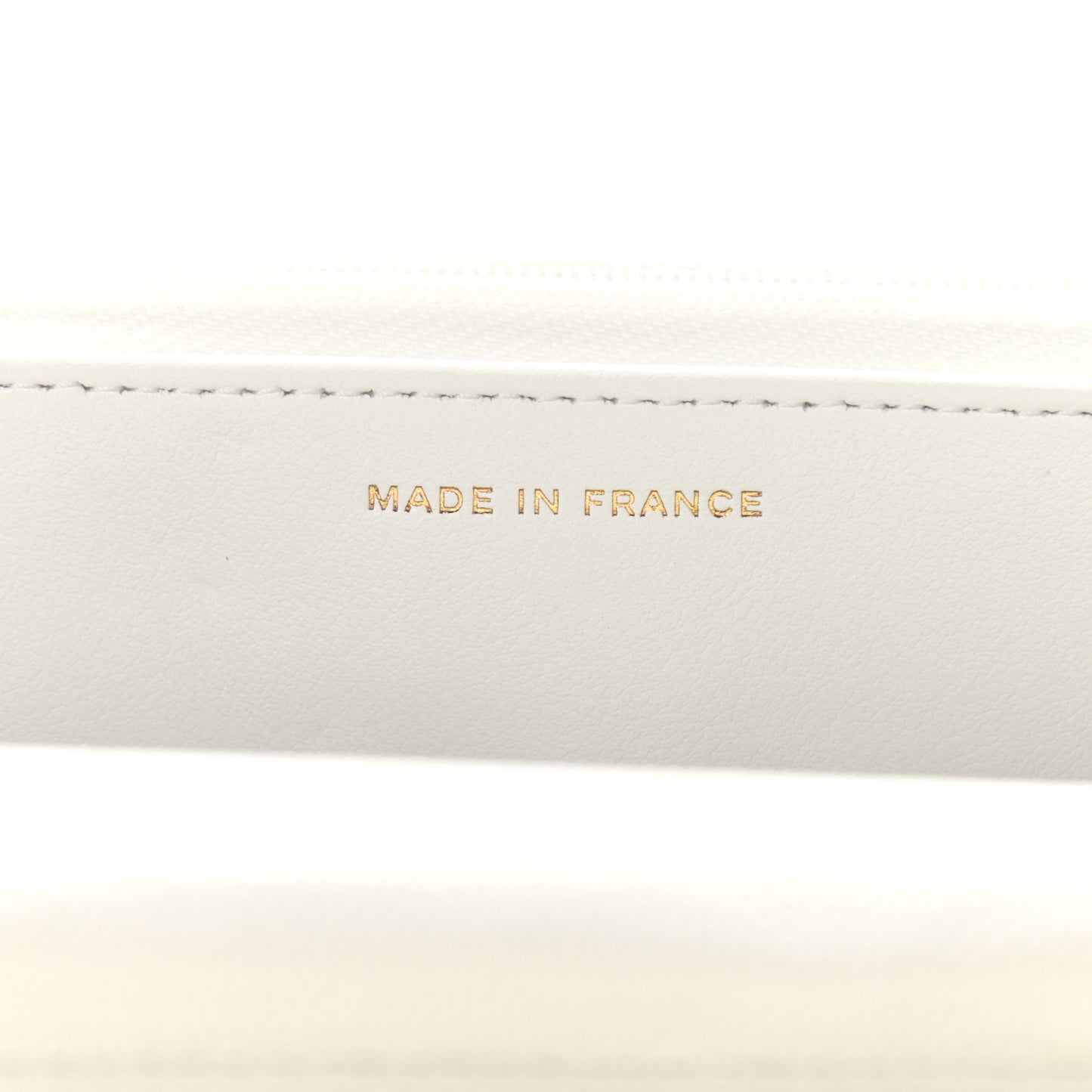 Caviar Quilted Wallet On Chain WOC White