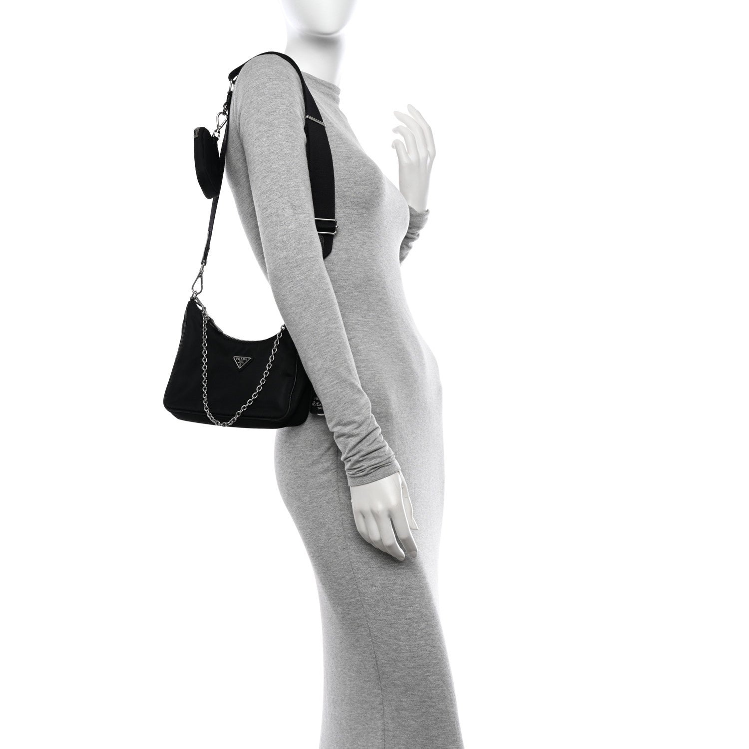 Prada Nylon Re-Edition 2005 Shoulder Bag Black 2 of 11