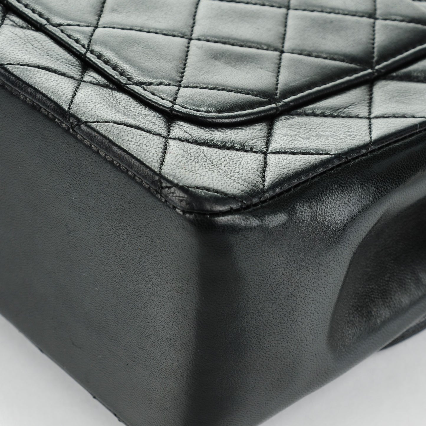 Lambskin Quilted Medium Single Flap Black