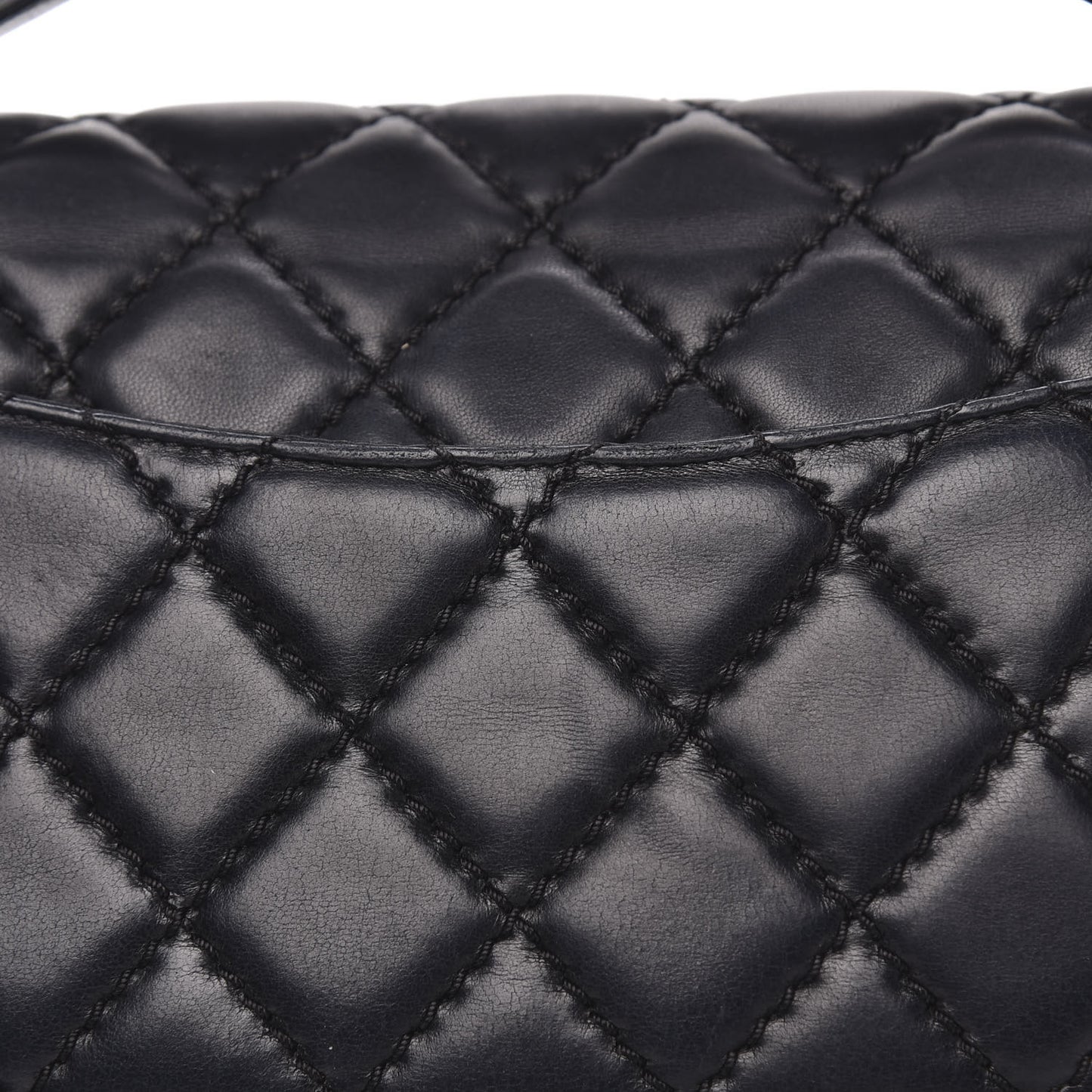 Lambskin Quilted Medium Easy Carry Flap Black