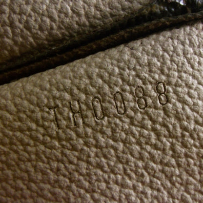 Louis Vuitton Monogram Toiletry Pouch 26 7 of 8