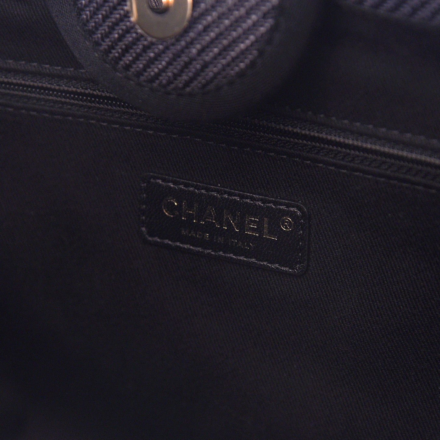 Mixed Fibers Calfskin Medium Deauville Tote Black