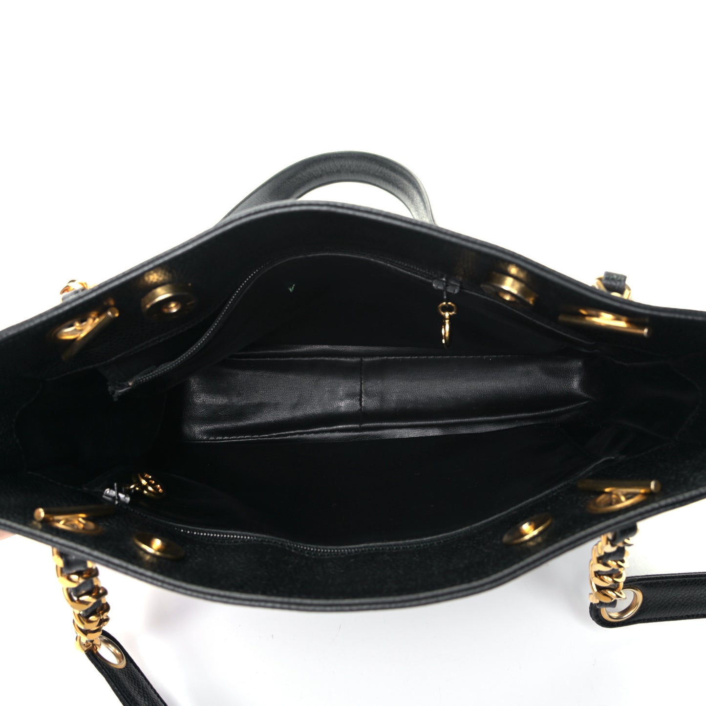 Caviar CC Shoulder Bag Black