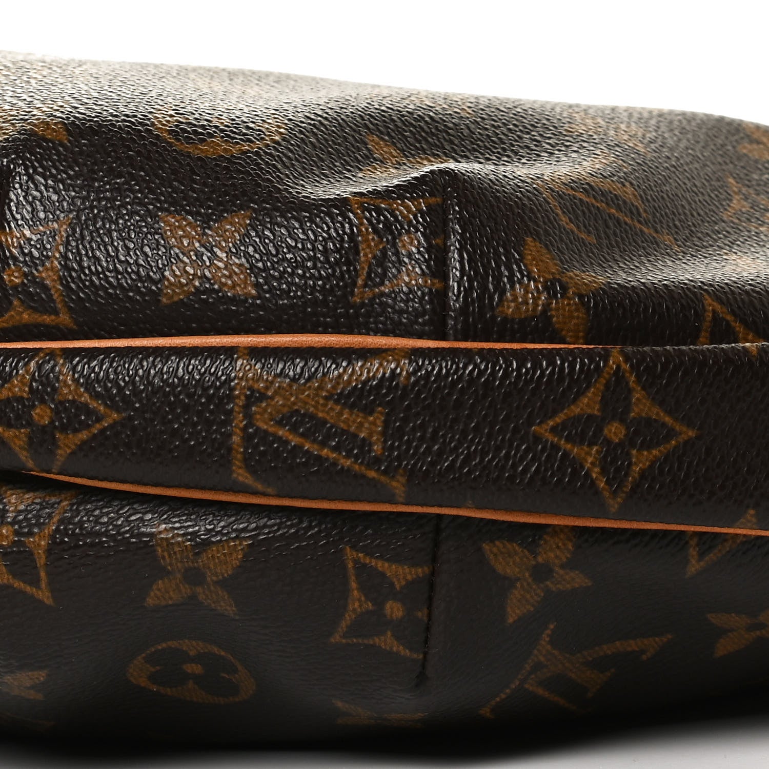 Louis Vuitton Monogram Croissant MM 9 of 13