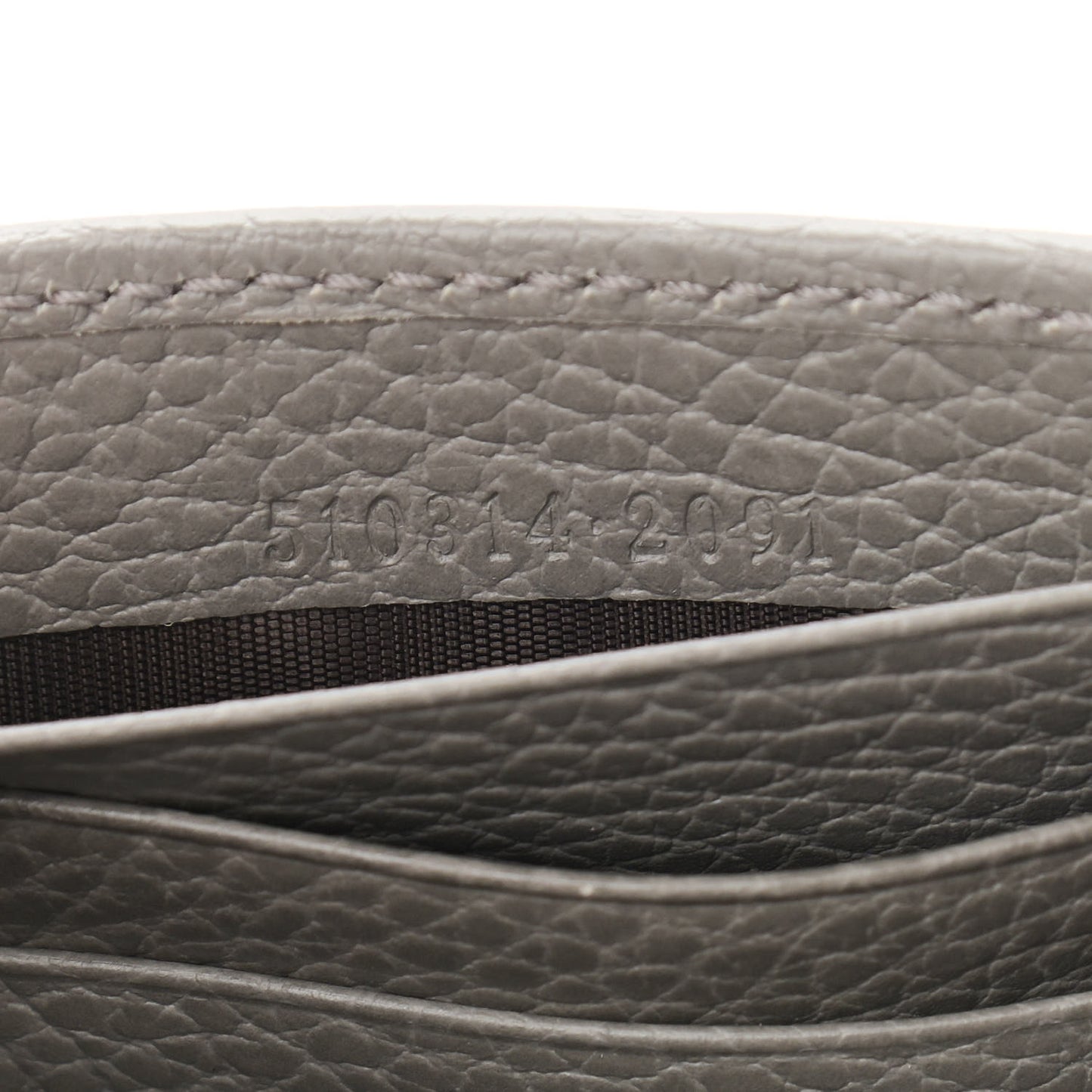 Dollar Calfskin Interlocking G Chain Wallet Loess