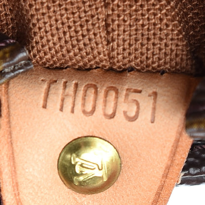 Louis Vuitton Monogram Cabas Mezzo 6 of 11