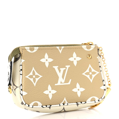 Louis Vuitton Monogram Giant Micro Pochette Accessories Kaki White 3 of 8