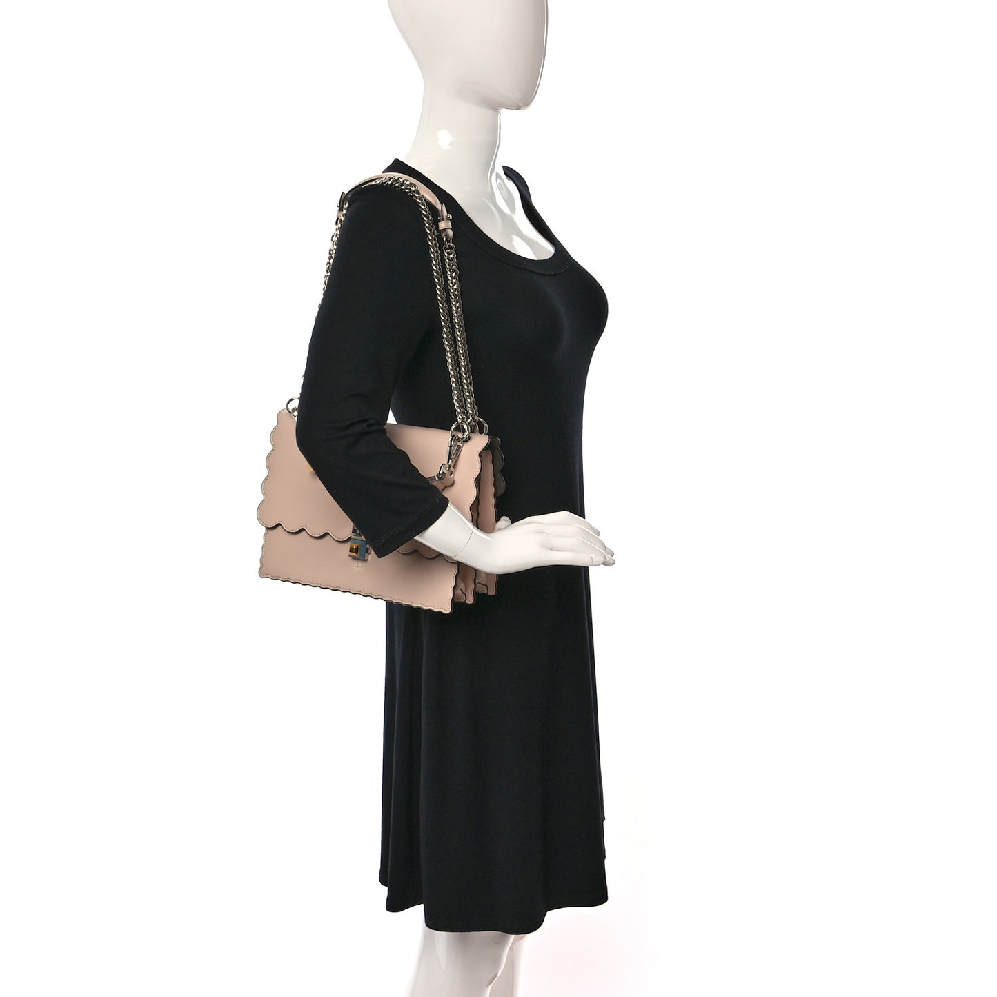 Vitello Liberty Scalloped Studded Kan I Shoulder Bag Plaster
