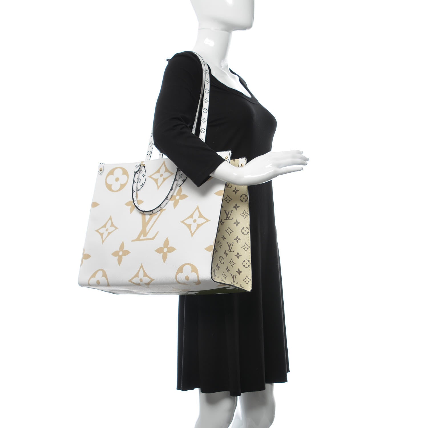 Louis Vuitton Monogram Giant Onthego GM Kaki Beige 2 of 9