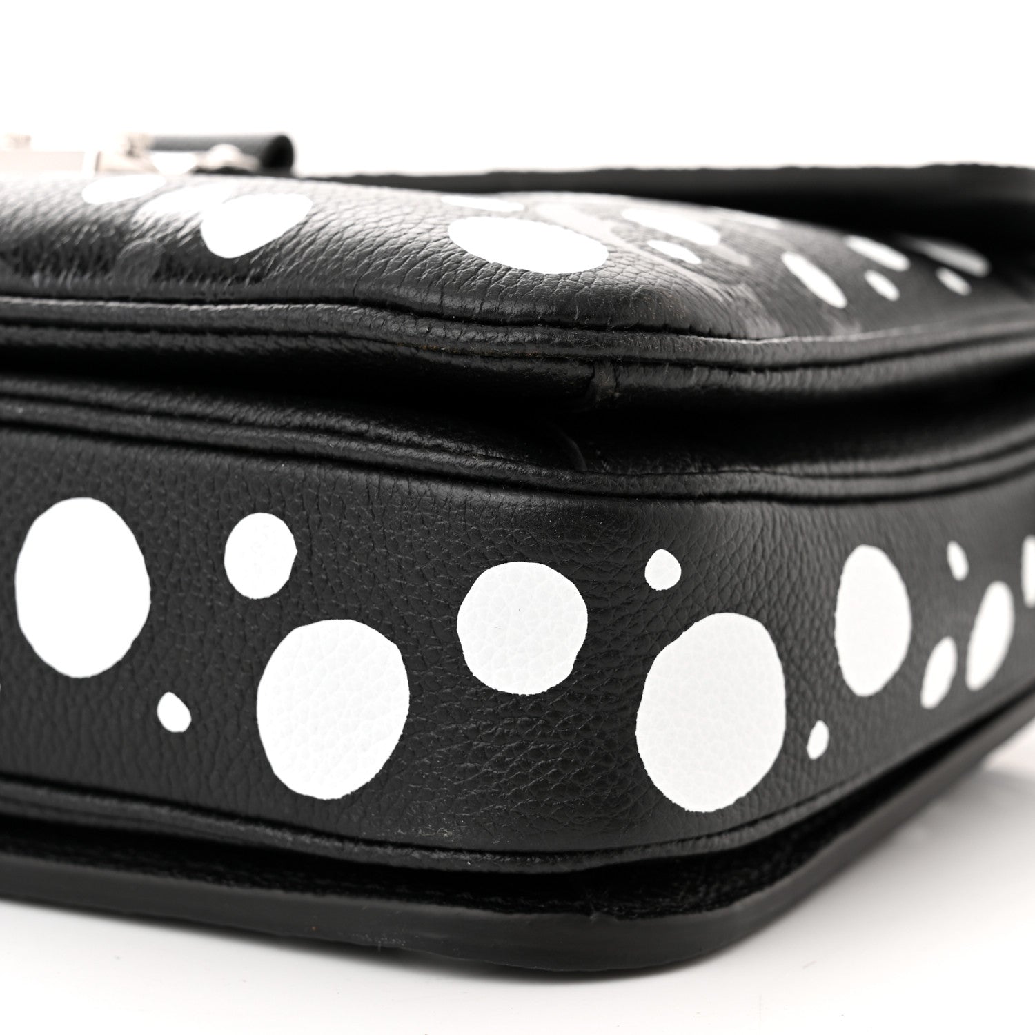 Louis Vuitton LV X YK Empreinte Monogram Giant Pochette Metis Black 10 of 10