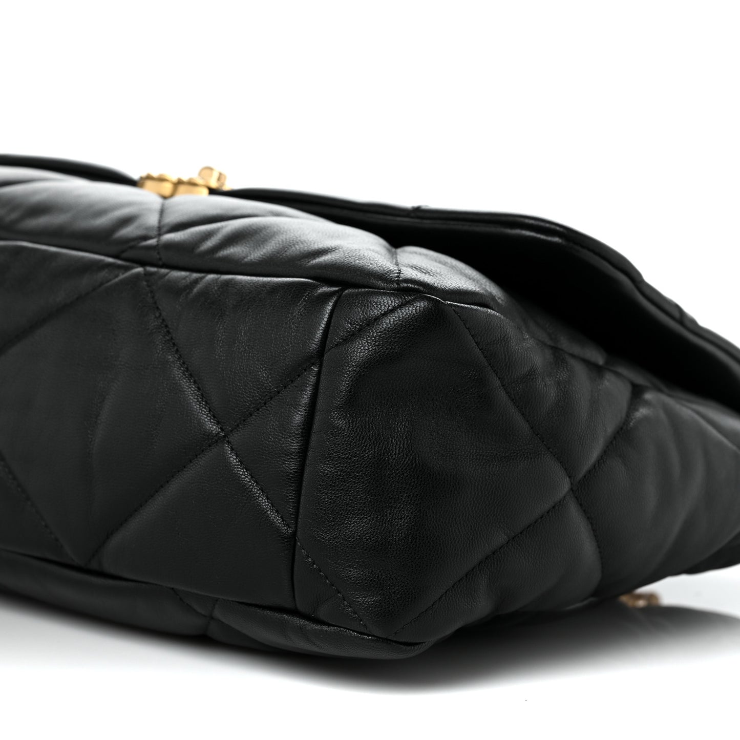 Goatskin Quilted Maxi Chanel 19 Flap Black