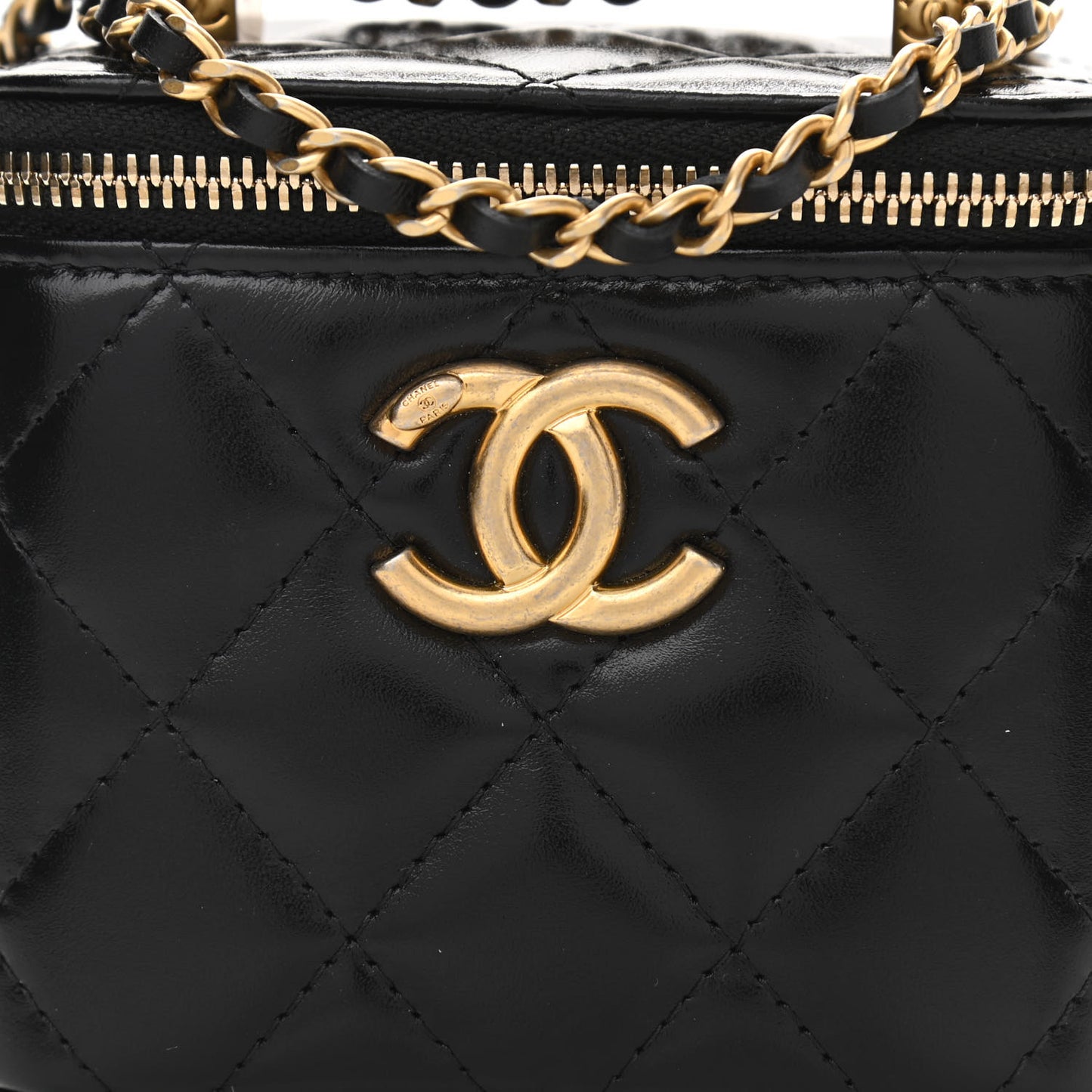 Calfskin Quilted Mini Perfect Fit Vanity Case With Chain Black