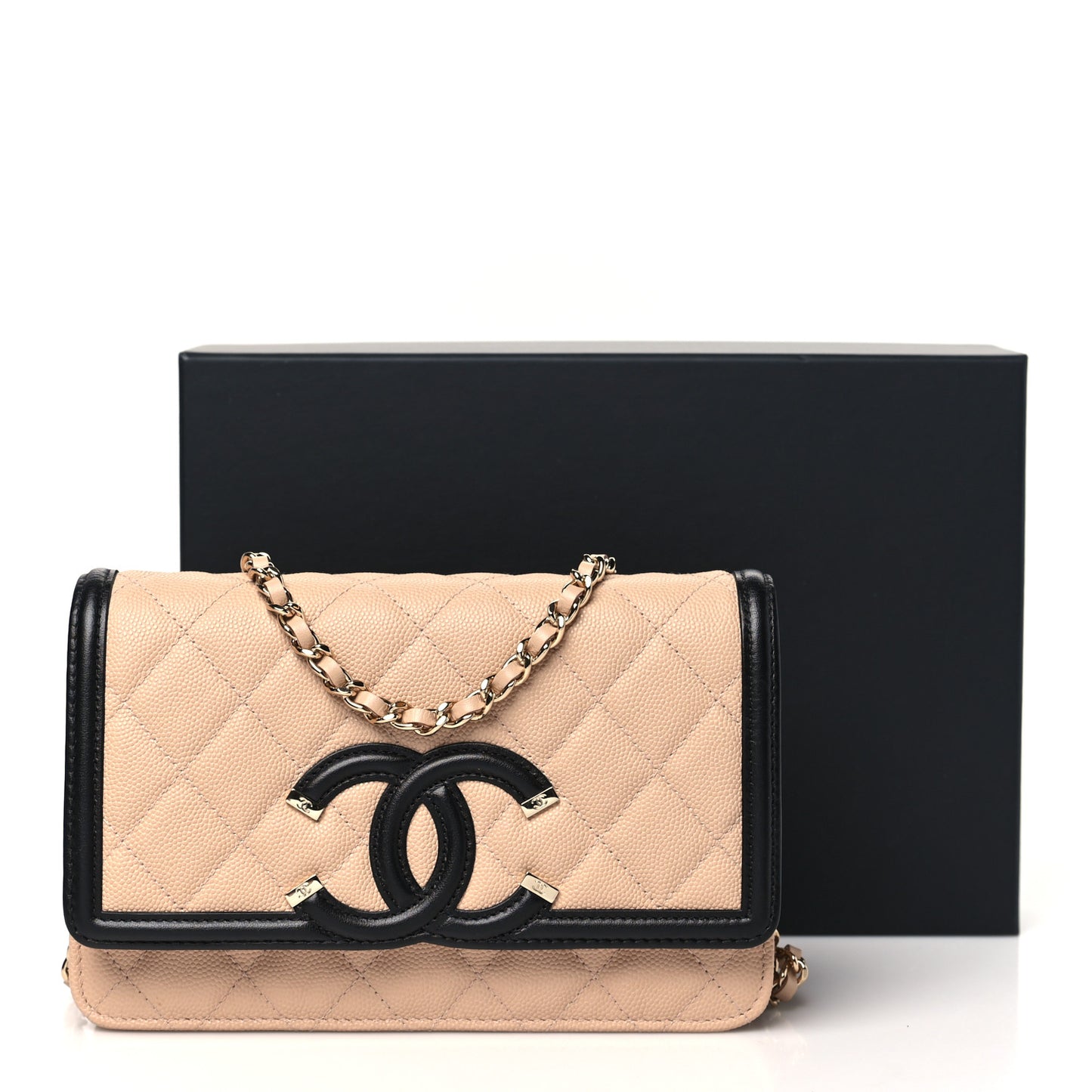 Caviar Quilted CC Filigree Wallet On Chain WOC Beige Black
