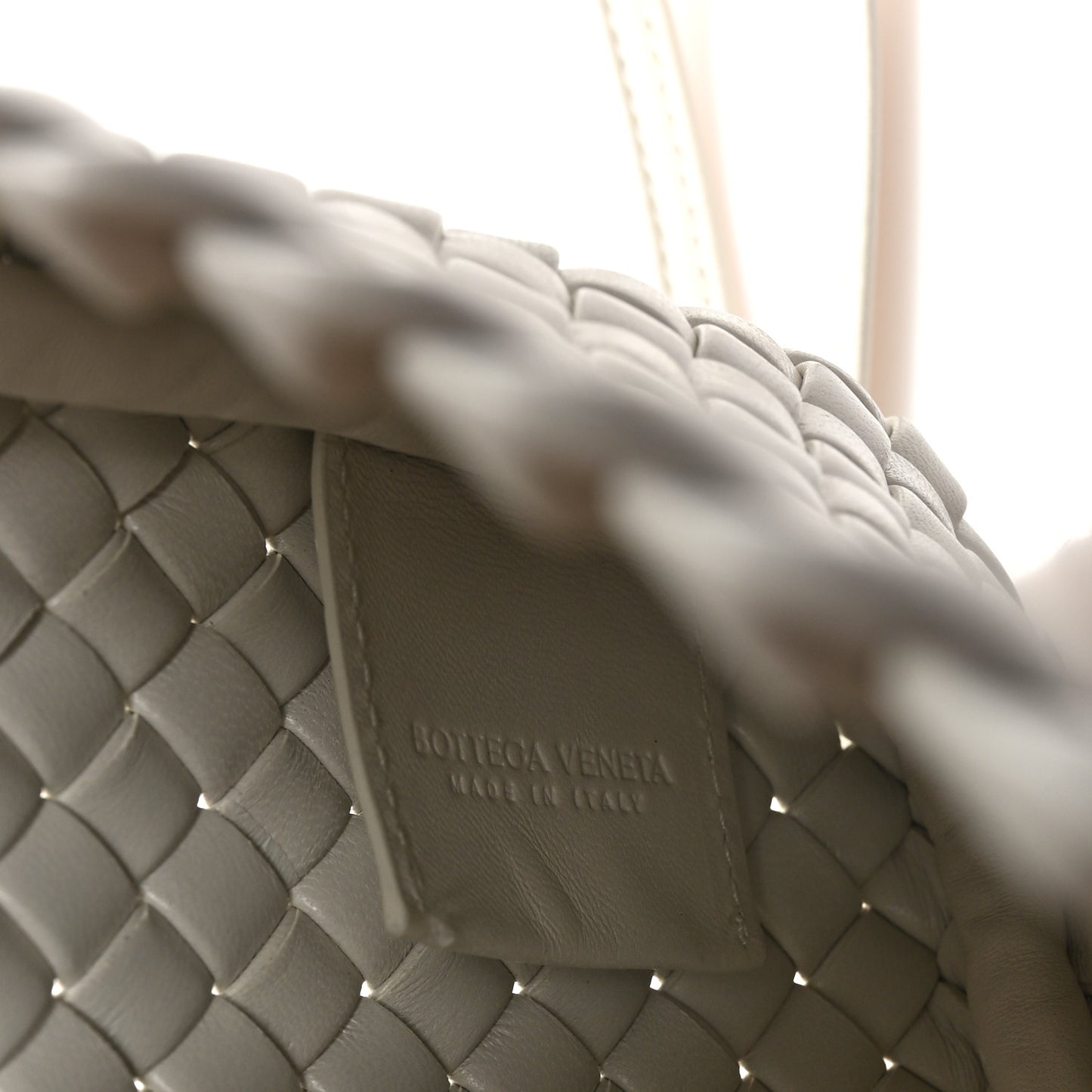 Nappa Intrecciato Cobble Messenger Bag White