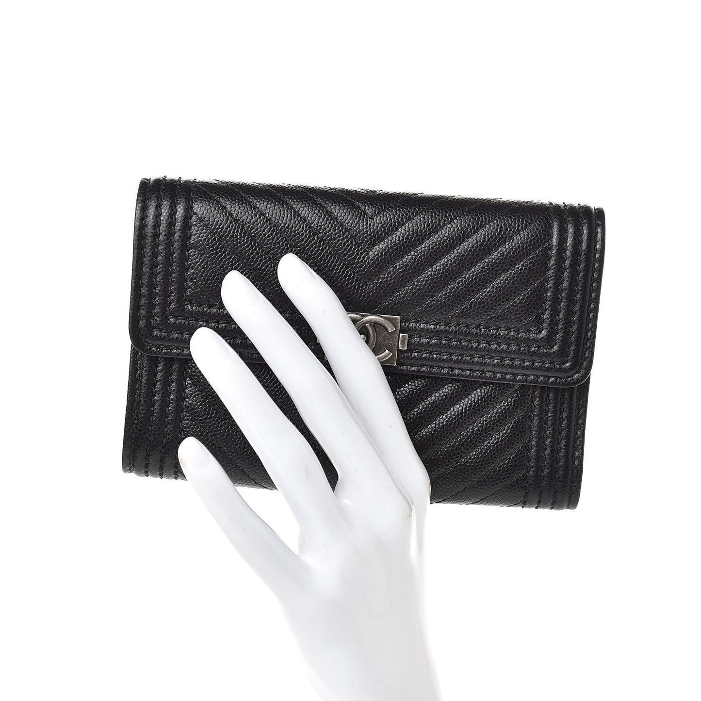 Caviar Chevron Quilted Medium Boy Flap Wallet Black