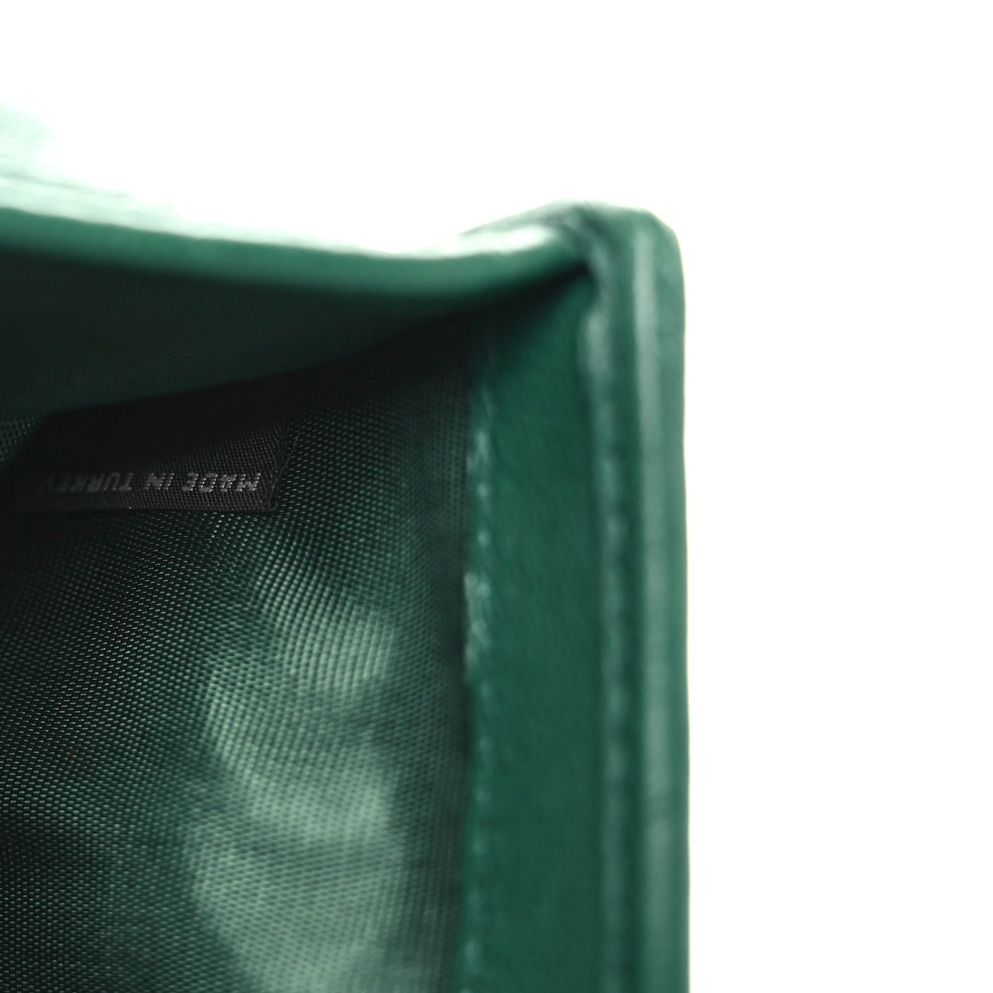 Nappa Matelasse Crystal Pearl Logo Compact Wallet Biliardo