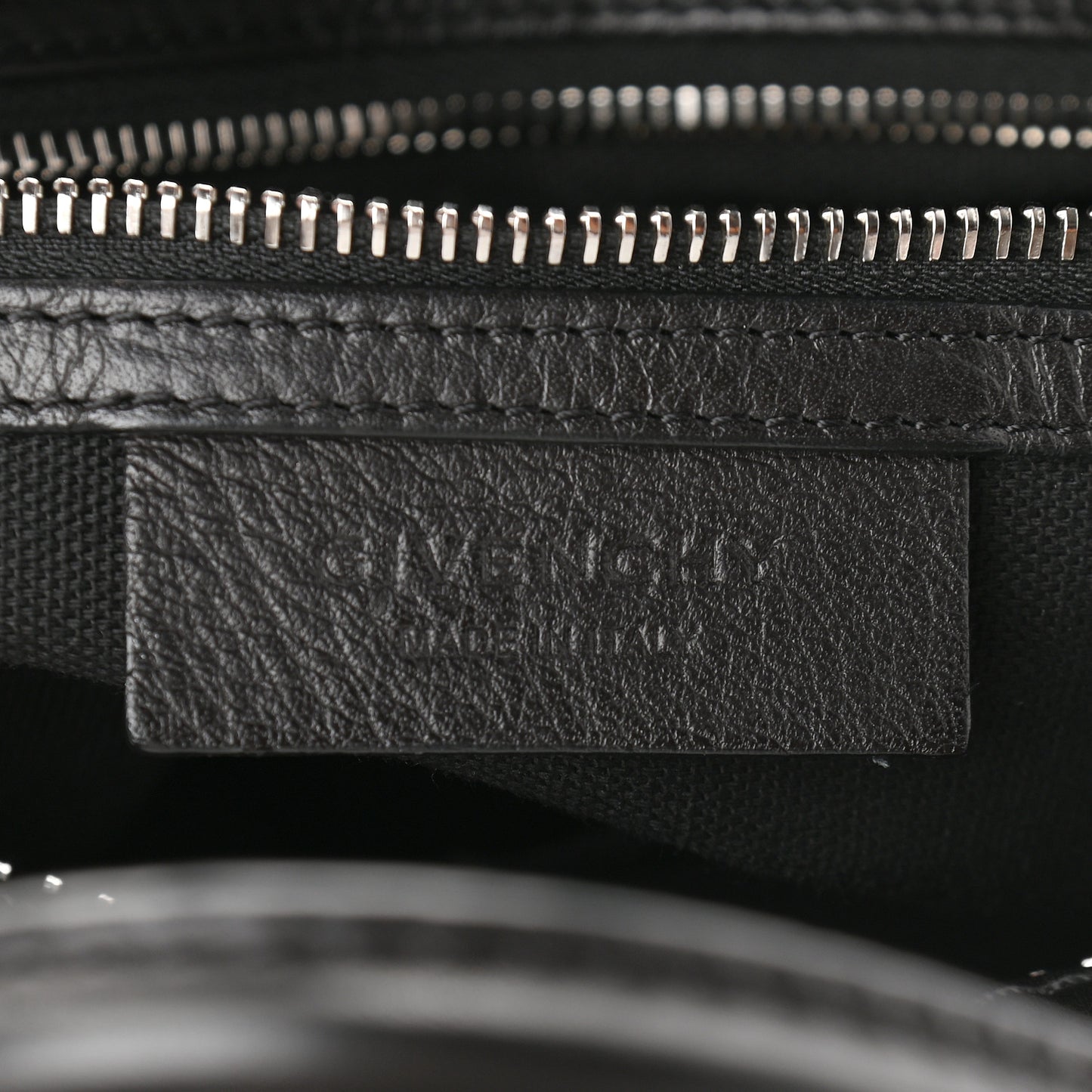 Pebbled Calfskin Small Nightingale Black