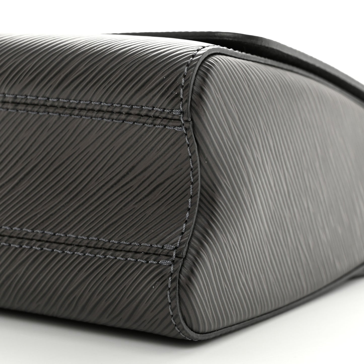 Epi Twist Shoulder Bag MM Etain
