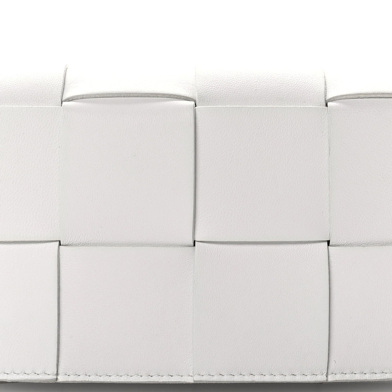 Bottega Veneta Nappa Maxi Intreccio The Belt Cassette Bag White 8 of 10