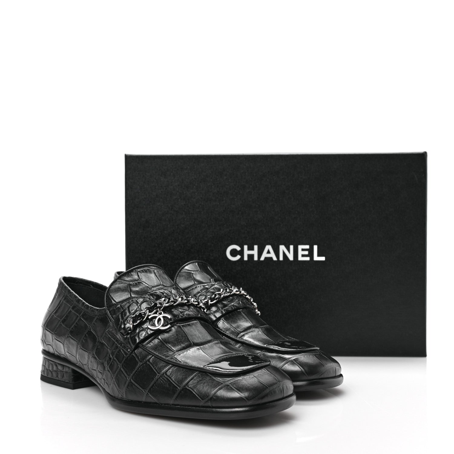 Chanel Calfskin Crocodile Embossed Low Heel CC Chain Mocassin Loafers 38 Navy Black 8 of 8